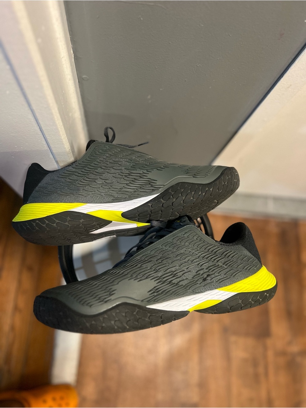 Babolat Propulse Fury 3 All Court Men's Tennis Shoes Black/Yellow/White 12.5 M - Picture 8 of 10